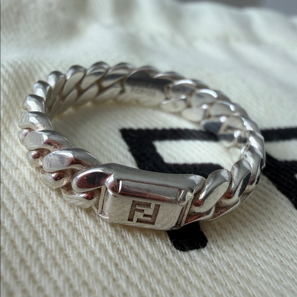Fendi Silver FF logo ring - Picture 8 of 9